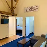 Millstone 2, Two Bed + Shared Pool * Chassenon