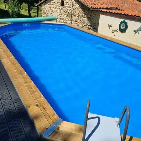 Apartment Millstone 2, Two Bed + Shared Pool *