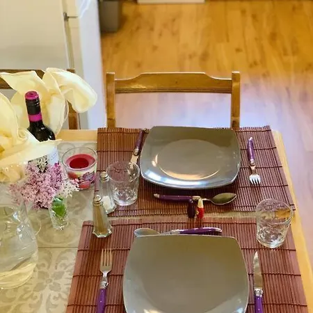 Millstone 2, Two Bed + Shared Pool Apartment Chassenon