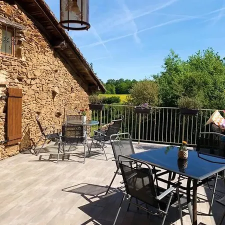 Millstone 2, Two Bed + Shared Pool *