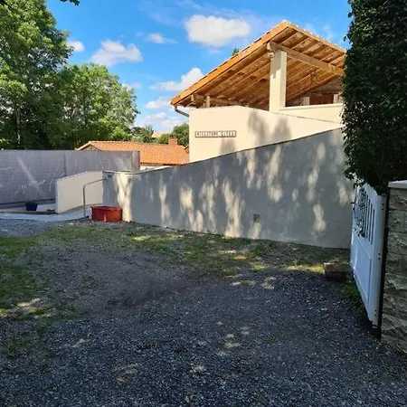 Millstone 2, Two Bed + Shared Pool * Chassenon