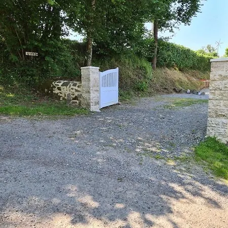 Millstone 2, Two Bed + Shared Pool * Chassenon