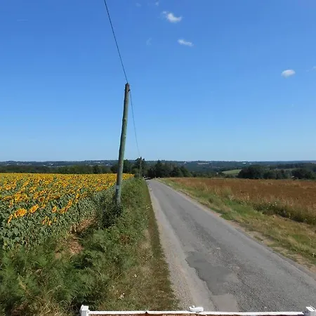 Millstone 2, Two Bed + Shared Pool Apartment *